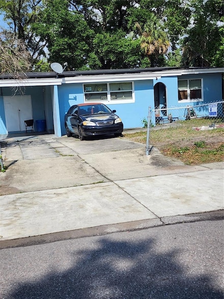 1245 Emeralda Rd, Orlando, FL 32808