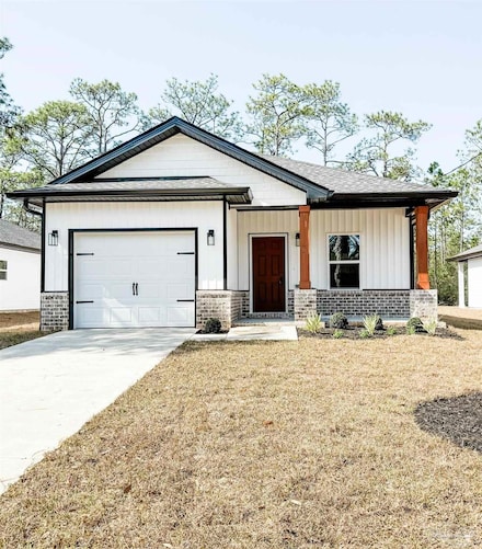 203 Charleston Dr, Pensacola, FL 32534