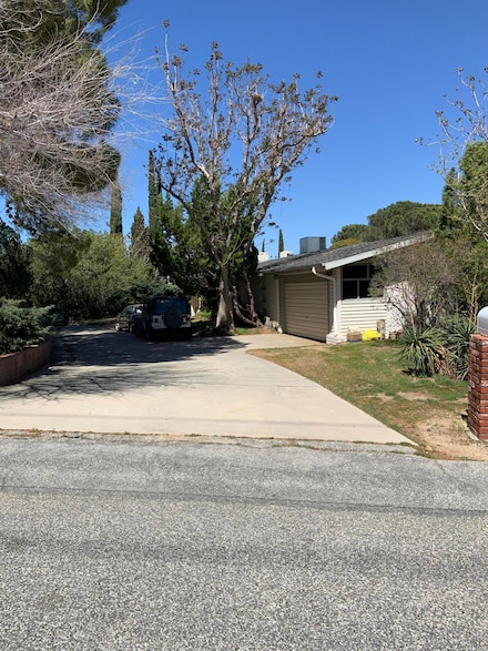 7229 Columbia Way, Lancaster, CA 93536