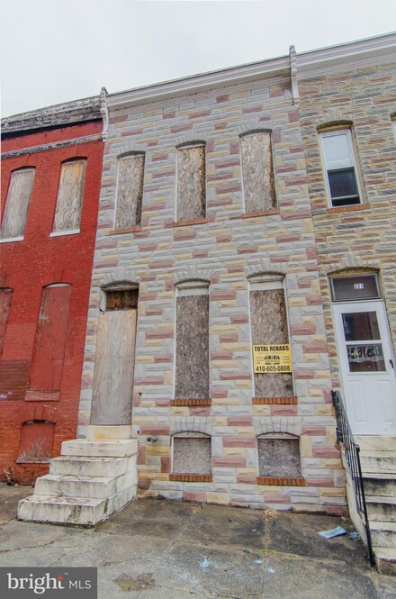 219 S Pulaski St, Baltimore, MD 21223
