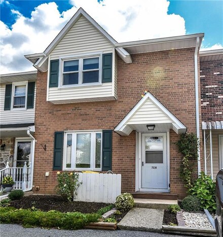 7534 Buttercup Rd, Macungie, PA 18062