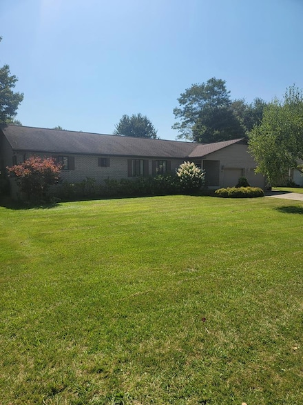 825 Wandering Ln, Beaver, WV 25813