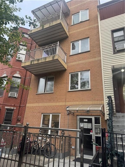 342 53rd St Unit 1F, Brooklyn, NY 11220