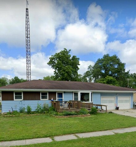 6292 Oregon St, Hobart, IN 46342