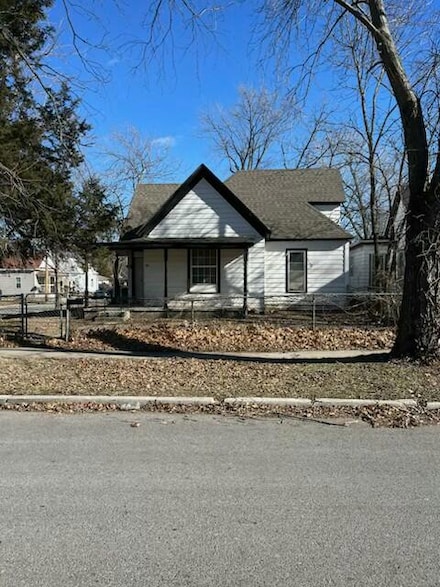1901 S Moffet Ave, Joplin, MO 64804