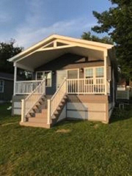 341 Poplar Beach, Auburn, NY 13021
