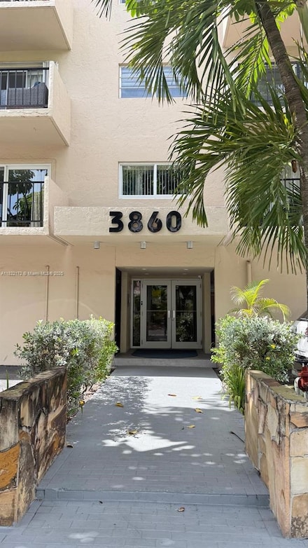 3860 NE 170th St Unit 412, North Miami Beach, FL 33160