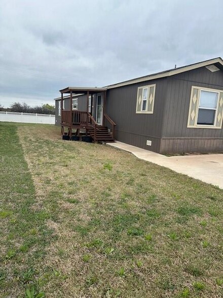 425 Benjamin Ln, Abilene, TX 79605