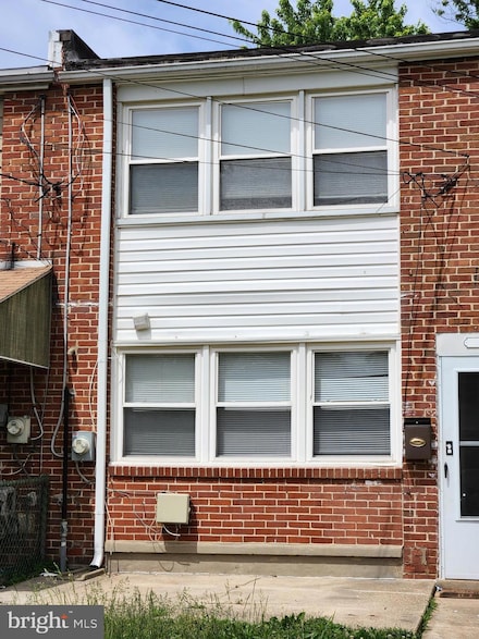 918 Imperial Ct, Halethorpe, MD 21227