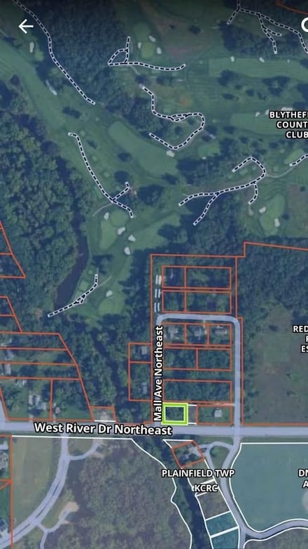 6443 W River Dr NE, Belmont, MI 49306