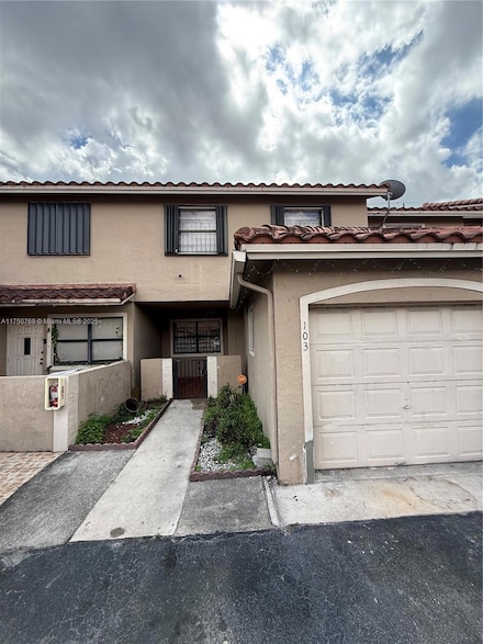 2550 W 60th Place Unit 10319, Hialeah, FL 33016