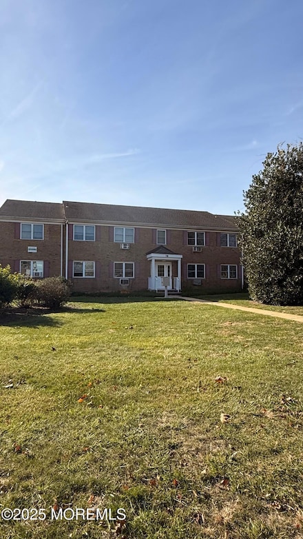 76 Manchester Ct Unit H, Freehold, NJ 07728