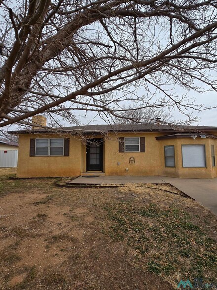 1621 N Lea St, Clovis, NM 88101