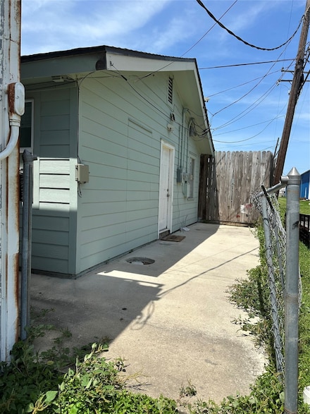528 Kentucky St, South Houston, TX 77587