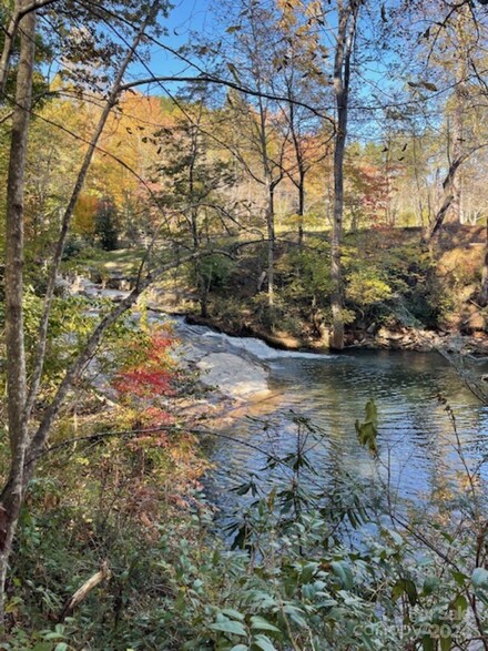 0 Fairway Dr, Lake Lure, NC 28746