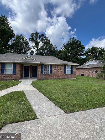 412 Admirals Walk Dr, Saint Marys, GA 31558