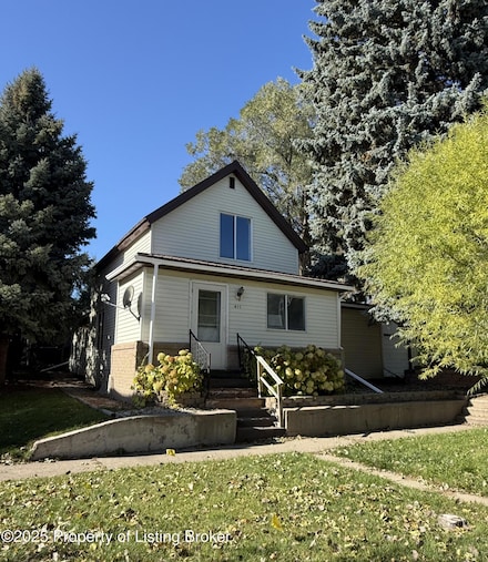 411 5th Ave NW, Mandan, ND 58554