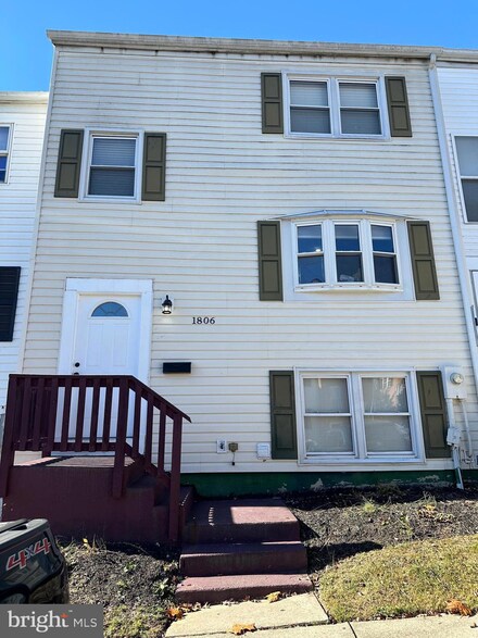 1806 Eloise Ln, Edgewood, MD 21040