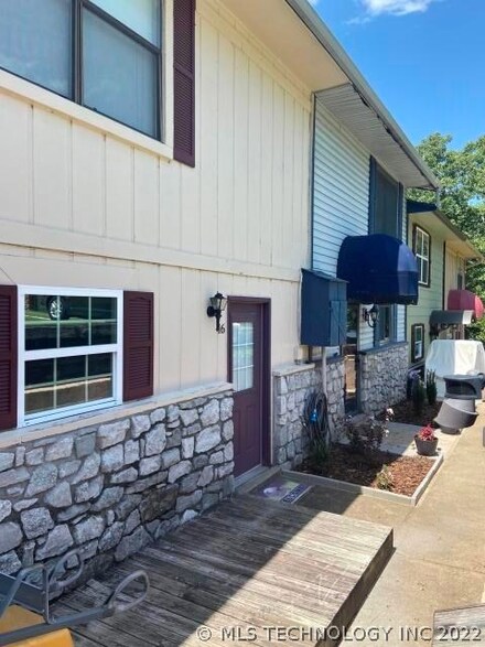 135 Private Rd Unit 16, Eucha, OK 74342