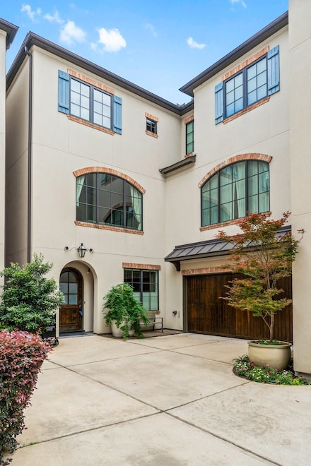 1705 Michigan St, Houston, TX 77006