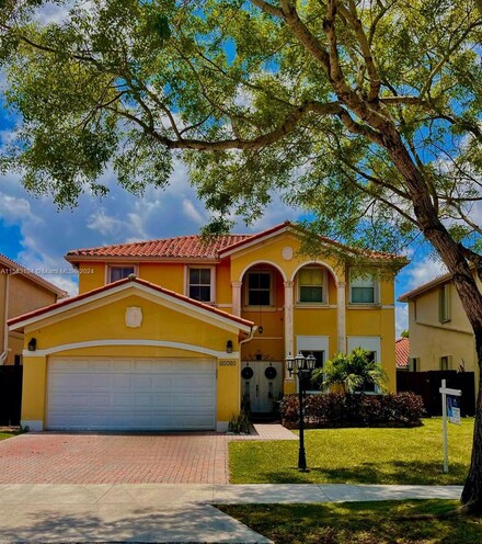 15782 SW 60th Terrace, Miami, FL 33193