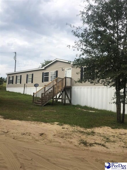 52 Hillcrest Ln, McBee, SC 29101