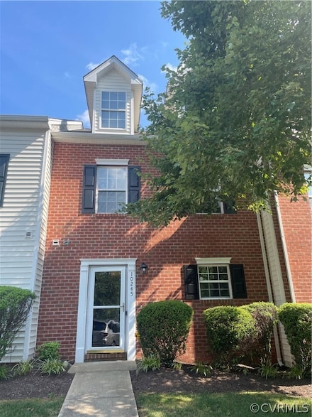 10245 Sarah St, Midlothian, VA 23112