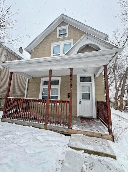672 Magnolia Ave E, Saint Paul, MN 55106
