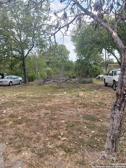 219 Gardina, San Antonio, TX 78201