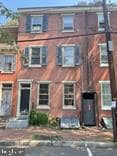 303 Wood St, Burlington, NJ 08016