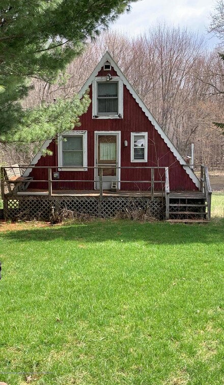 7880 N Lumberjack Rd, Riverdale, MI 48877