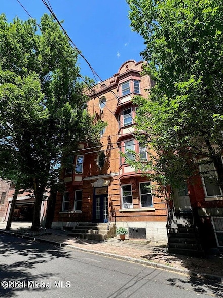 51 Elm St Unit 4, Albany, NY 12202