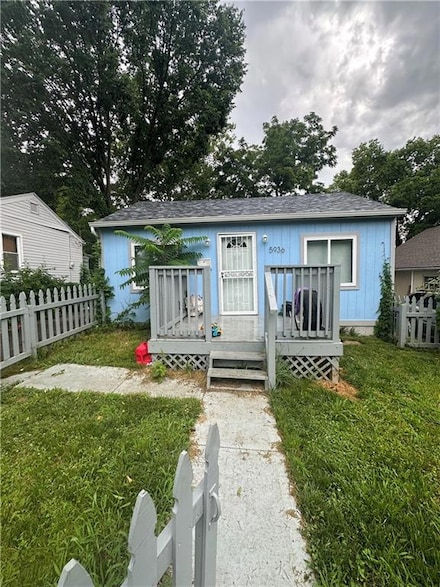5936 Kensington Ave, Kansas City, MO 64130