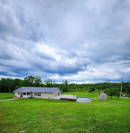 711 Becky Jane Rd, Frenchburg, KY 40322