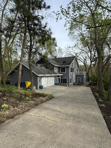 21 Bittersweet Ln, Portage, IN 46368