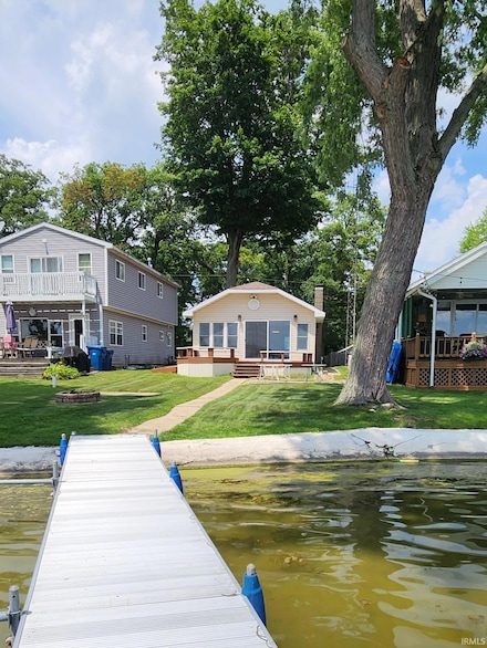 8121 N Tippecanoe Dr, Walkerton, IN 46574