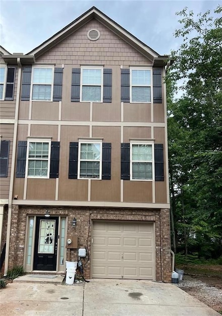1462 Knights Trail, Stone Mountain, GA 30083