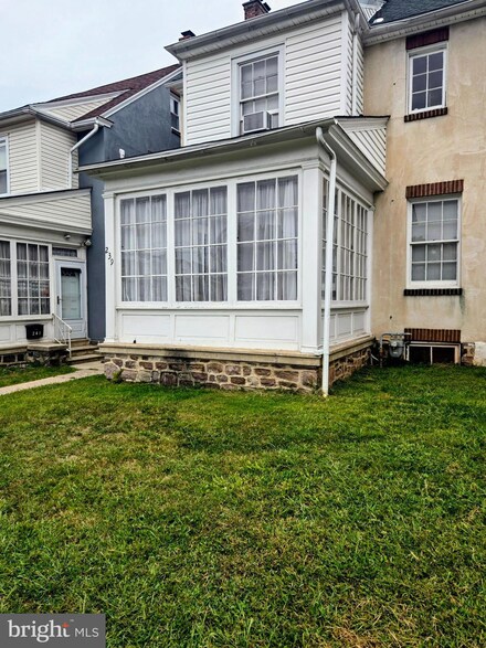 239 W Fornance St, Norristown, PA 19401