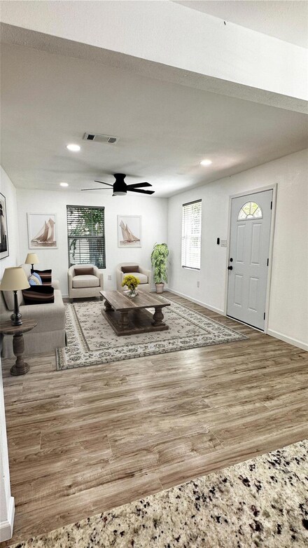 608 Commerce St W, Honey Grove, TX 75446