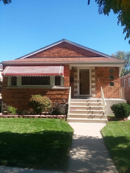 12509 S Eggleston Ave, Chicago, IL 60628