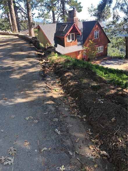 28665 Willow Rd, Skyforest, CA 92385