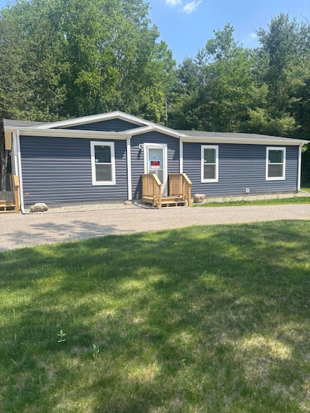 1375 Estey Rd, Beaverton, MI 48612