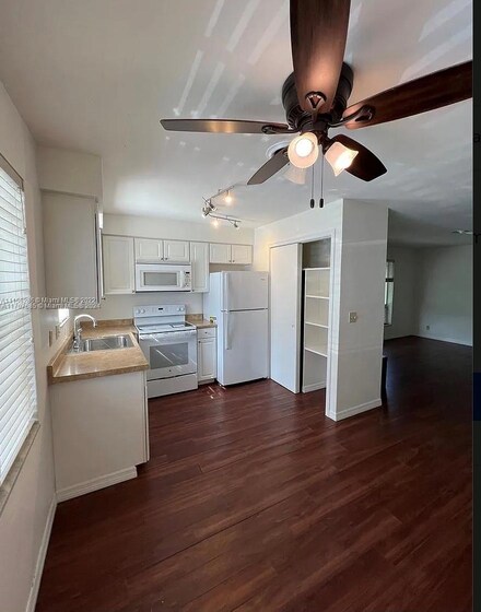 3600 Jackson St Unit 8, Hollywood, FL 33021