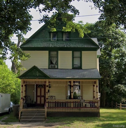 72 Norton St, Pontiac, MI 48341