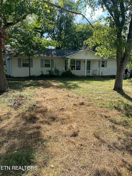 315 Dell Rd, Maryville, TN 37804
