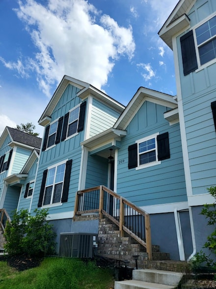 209 Banksia Rd, Aiken, SC 29803