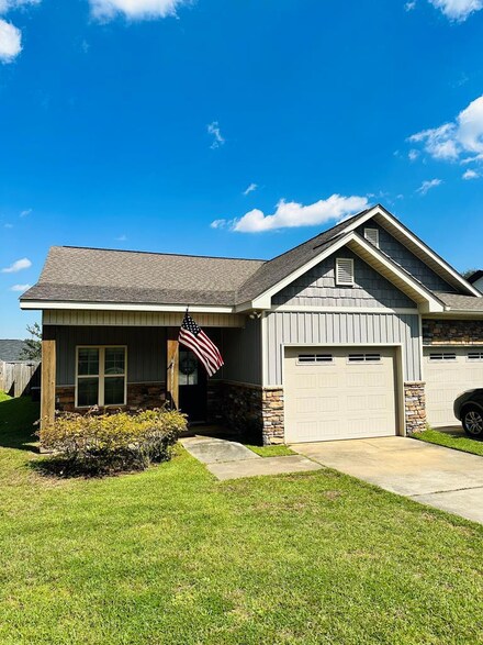 124 Heyward Dr, Dothan, AL 36303