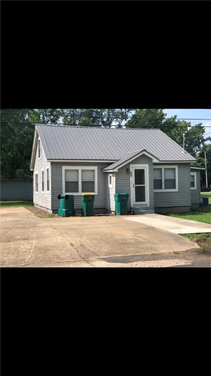 902 E G St, Russellville, AR 72801