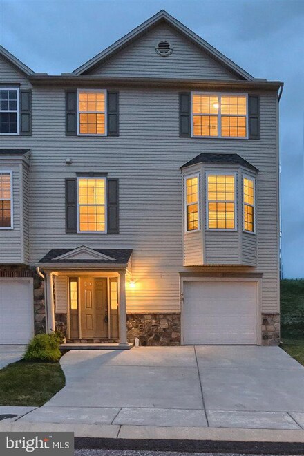 49 Indiana Cir, Lemoyne, PA 17043