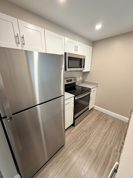 101 Rantoul St Unit 311, Beverly, MA 01915